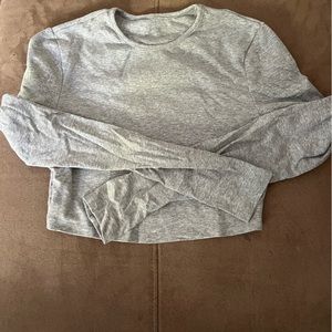 Heather Gray crew neck long sleeve crop top